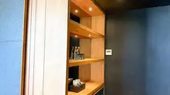 Studio Anagata Canggu - rak dan minibar